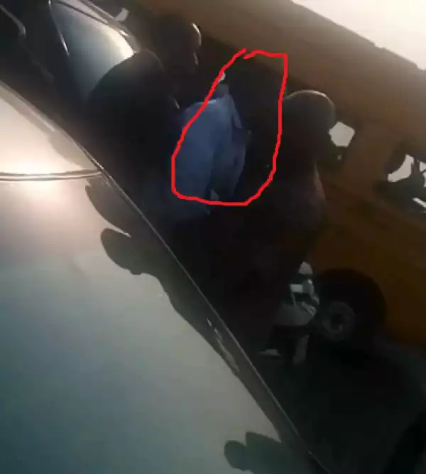 Man gets rescued as he parked his car on 3rd Mainland bridge and allegedly tried to commit suicide